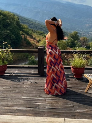 Multifunctional dress worn once, backless, size S