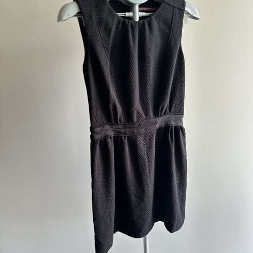 Dress comptoir des cotonniers black like new with zipper and subtle shimmer