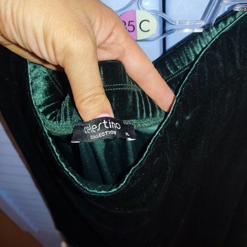 Velour skirt Celestino like new, green, mini with elastic waist, XL