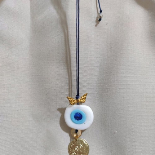 Handmade pendant necklace with eye and feathers new