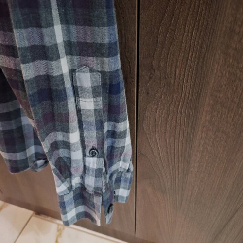 Checked shirt large like new, multicolor
