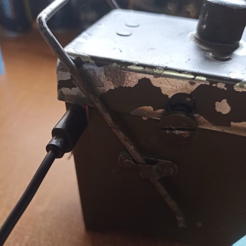 World War II Lantern used with metal handle