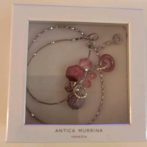 Antica Murrina necklace like new with Murano glass beads pink