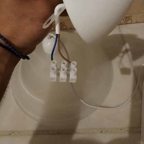 White pendant lamp with E27 socket, new