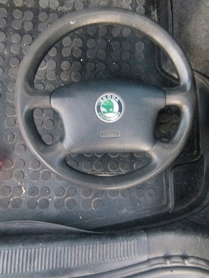 Τιμόνι Skoda Octavia μεταχειρισμένο χωρίς αερόσακο