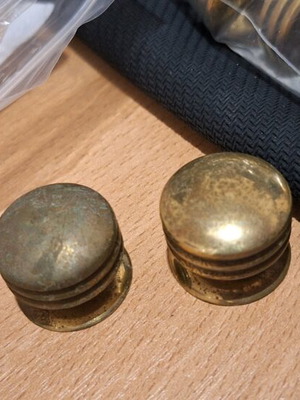 Metal knobs used, pack of 19, 2 cm diameter