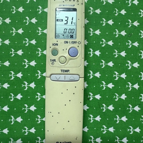 Sanyo RCS-4HPIS4E remote control for air conditioner used