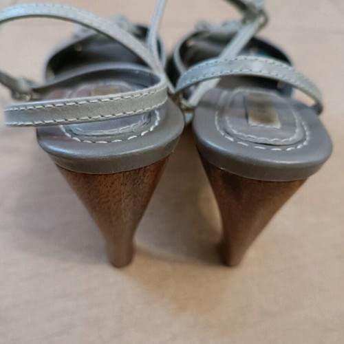 Zara sandals used, gray, size 38, wooden heel
