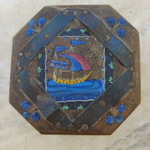 Wooden hexagonal box with handpainted vintage design