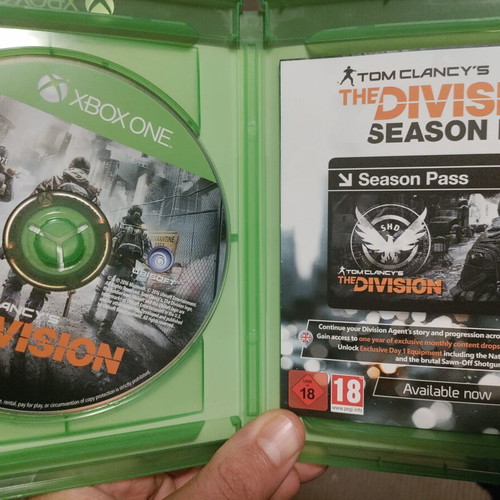 Tom Clancy's The Division Xbox One game like new