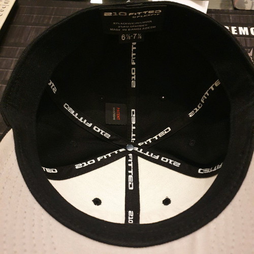 Sullen Art hat new, black with silver details