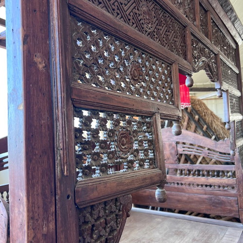 Balinese traditional king size canopy bed used, solid teak