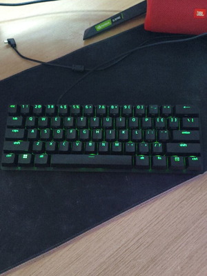 Razer Huntsman Mini keyboard like new