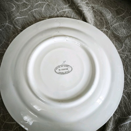 Handmade decorative wall plate G. Dizos like new