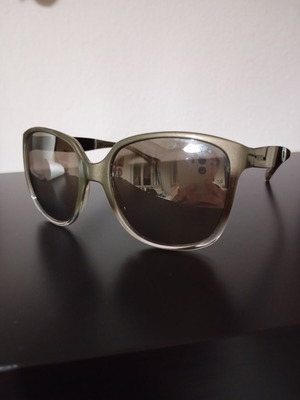 Ralph Lauren women's sunglasses like new, oversized rounded frame gray-brown