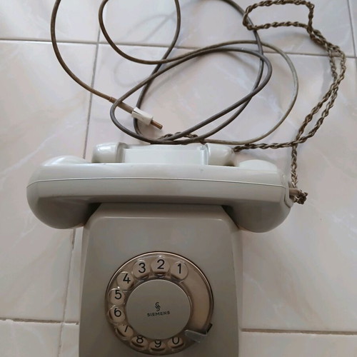 Siemens vintage rotary dial telephone used