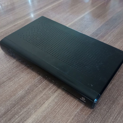 NOVA DS831IMH Decoder like new with power and scart cables
