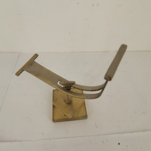 Shoe display stands used