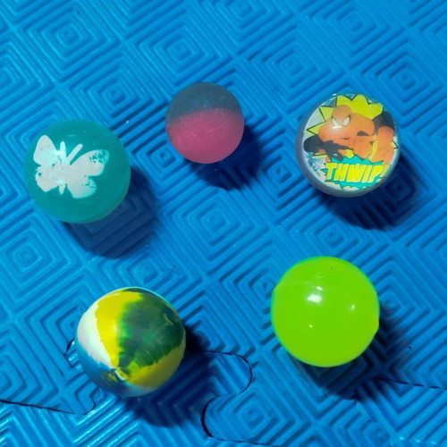 Crazy balls used, set of 5 pieces