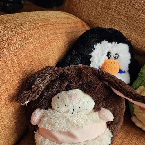 Stuffed animals like new, set of 3 penguin, frog, rabbit