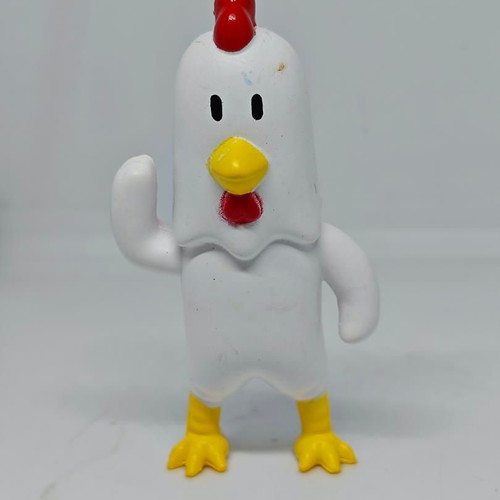 Stumble Guys Chicken Figurine like new, 5-6cm collectible