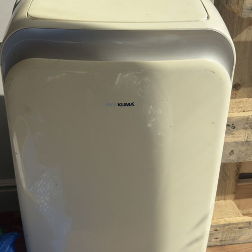 Portable air conditioner used cooling unit