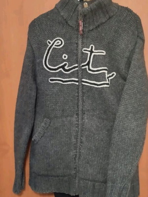 Soul Edge wool cardigan like new, size M, black