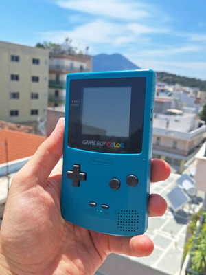 Game Boy Color μεταχειρισμένο, σε άριστη κατάσταση