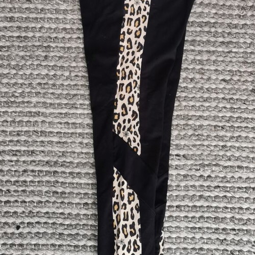 Adidas Charlotte Olympia Leggings new with leopard details