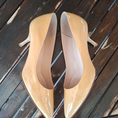 Kalogirou patent leather pumps size 38, dark beige, like new