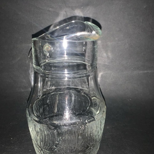 Vintage glass jug Luminarc Arcoroc with Aspen Leaf design like new