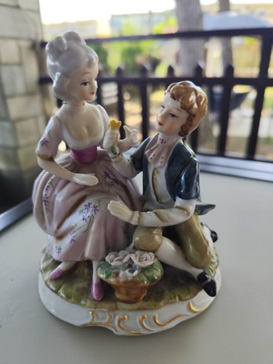Porcelain vintage decoration used with repaired break