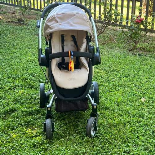 Graco 3-in-1 baby stroller from newborn