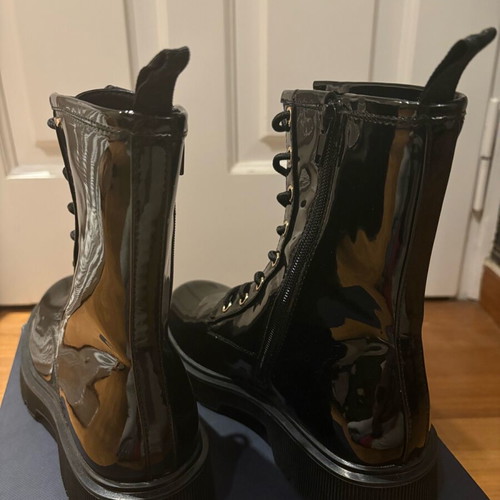 Boots type ankle boots black patent leather new, size 39