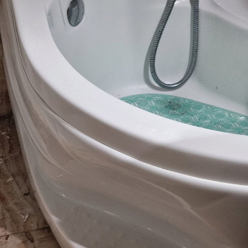 Acrylic corner shower tray white used 95x95 with crack
