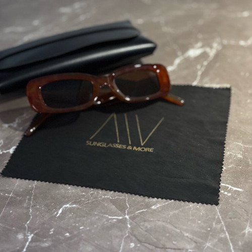 AV Sunglasses brown sun glasses like new