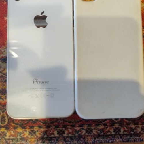 iPhone 4s used, white, condition unknown