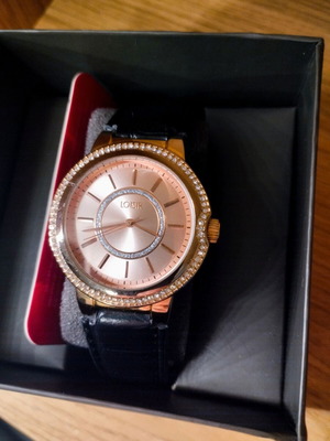 Loisir women's watch like new with leather strap