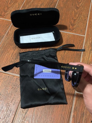 Gucci sunglasses new, black