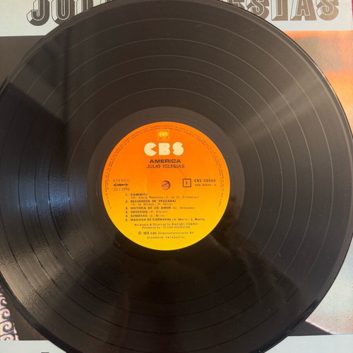 Julio Iglesias America vinyl record like new
