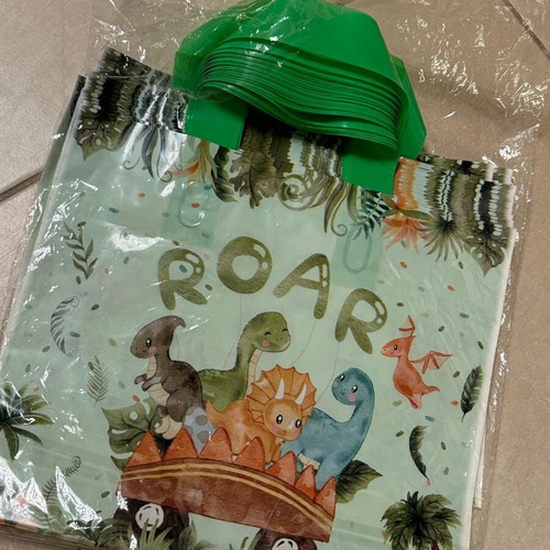 Dinosaur bags like new, pack of 30 for gifts