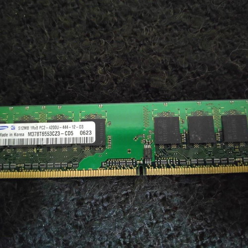 Samsung 512MB DDR2 PC2-4200U RAM memory like new