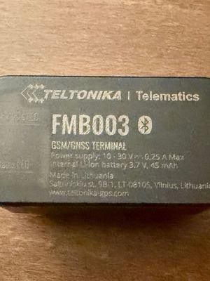 GPS тракер Teltonika FMB003 като ново