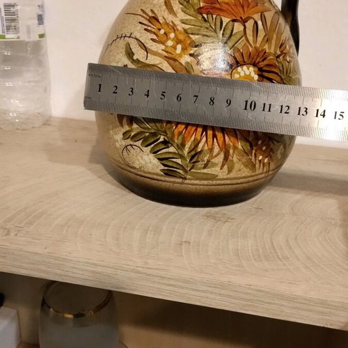 Handmade vase like new, height 18cm