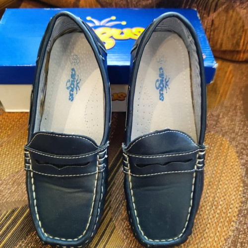 Moccasins size 33 used, blue
