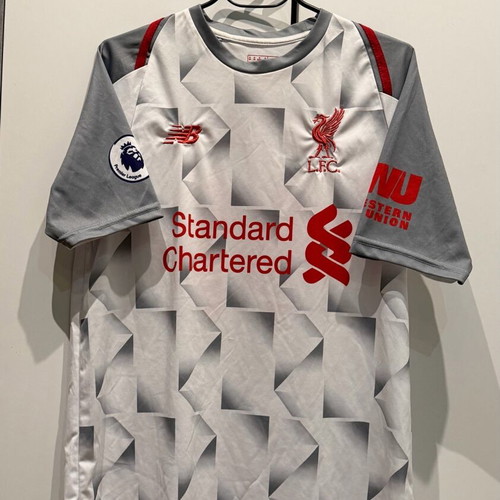 Liverpool Mo Salah 11 2018/2019 Replica Jersey Like New
