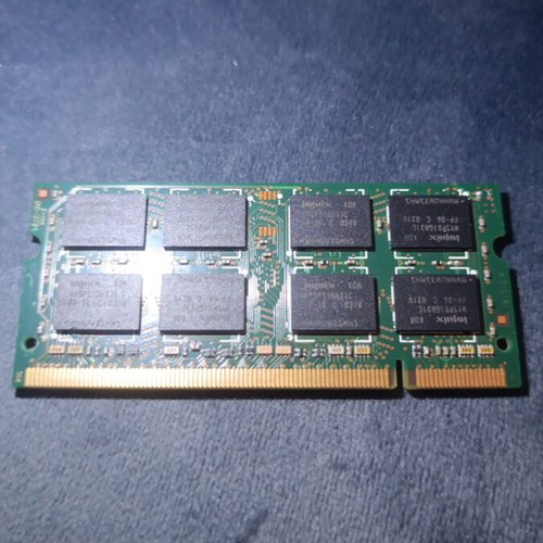 Corsair ValueSelect DDR2 SO-DIMM memory module like new for laptop