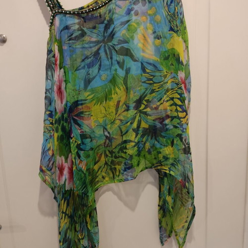 One Shoulder Blouse with Pearls and Beads like new, multicolor