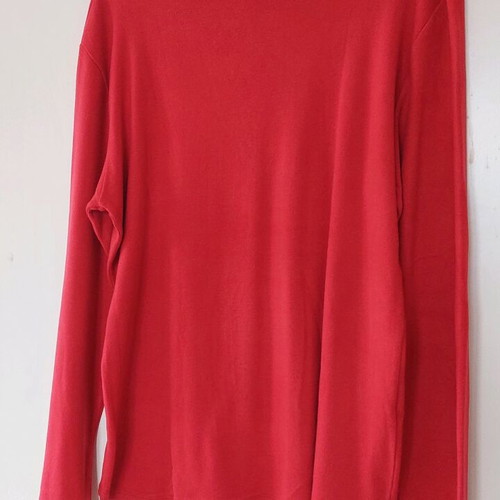 Mat red warm blouse like new no2