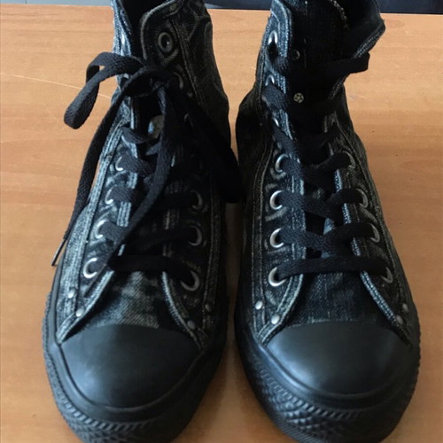Branded men's shoes like new, exhibition model